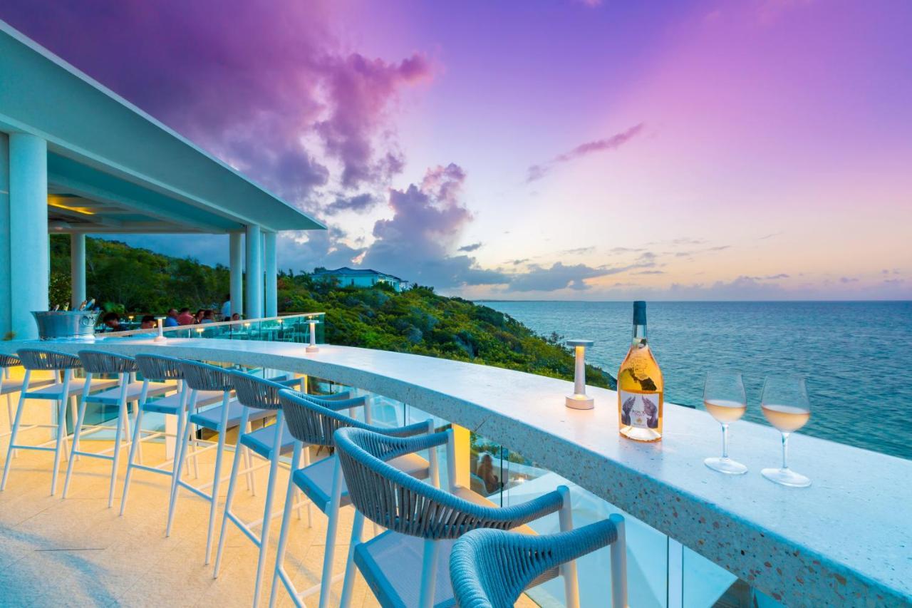 Rock House Hotel Turtle Cove Bagian luar foto