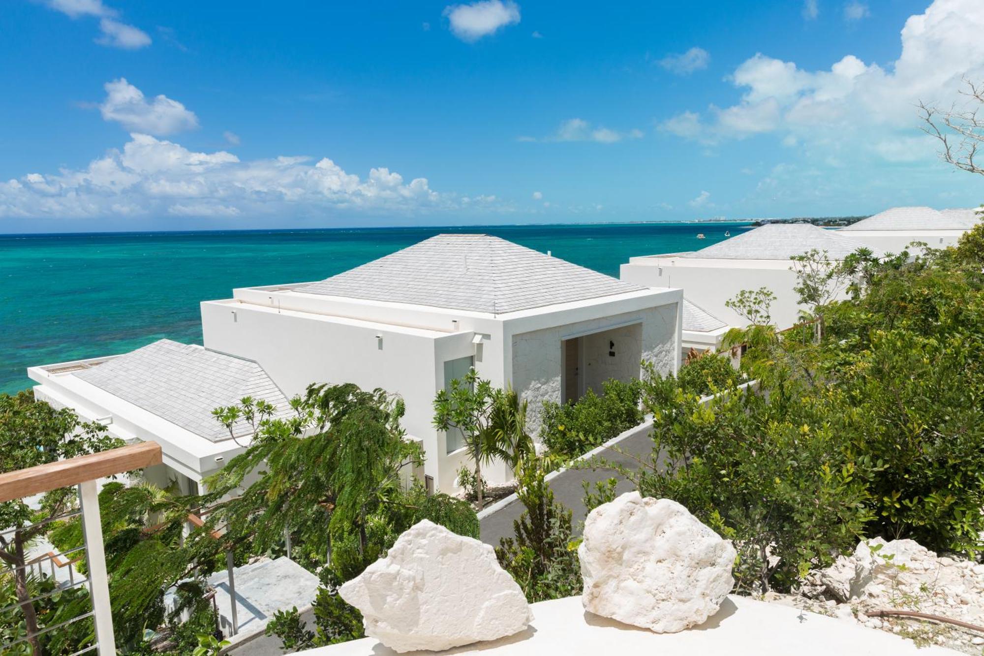 Rock House Hotel Turtle Cove Bagian luar foto